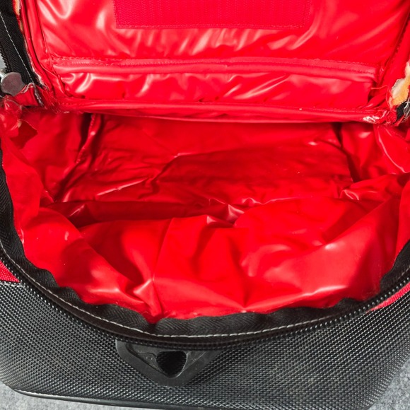 Marlboro Unlimited Red Black Mesh Cooler Bag Lunch Travel - Picture 6 of 7